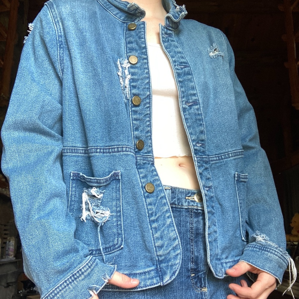 Universal thread tattered jean jacket